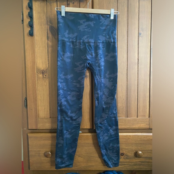 Spanx legging - Picture 1 of 2